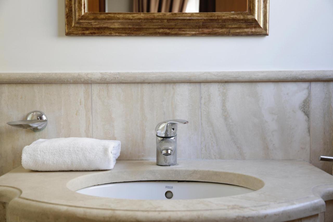 Beyou Hotel Ponte Milvio Rome Exterior photo