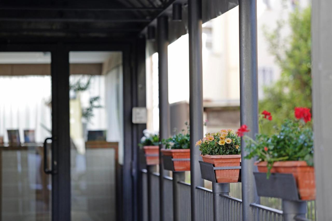 Beyou Hotel Ponte Milvio Rome Exterior photo