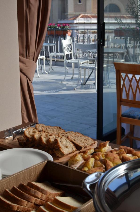 Beyou Hotel Ponte Milvio Rome Exterior photo