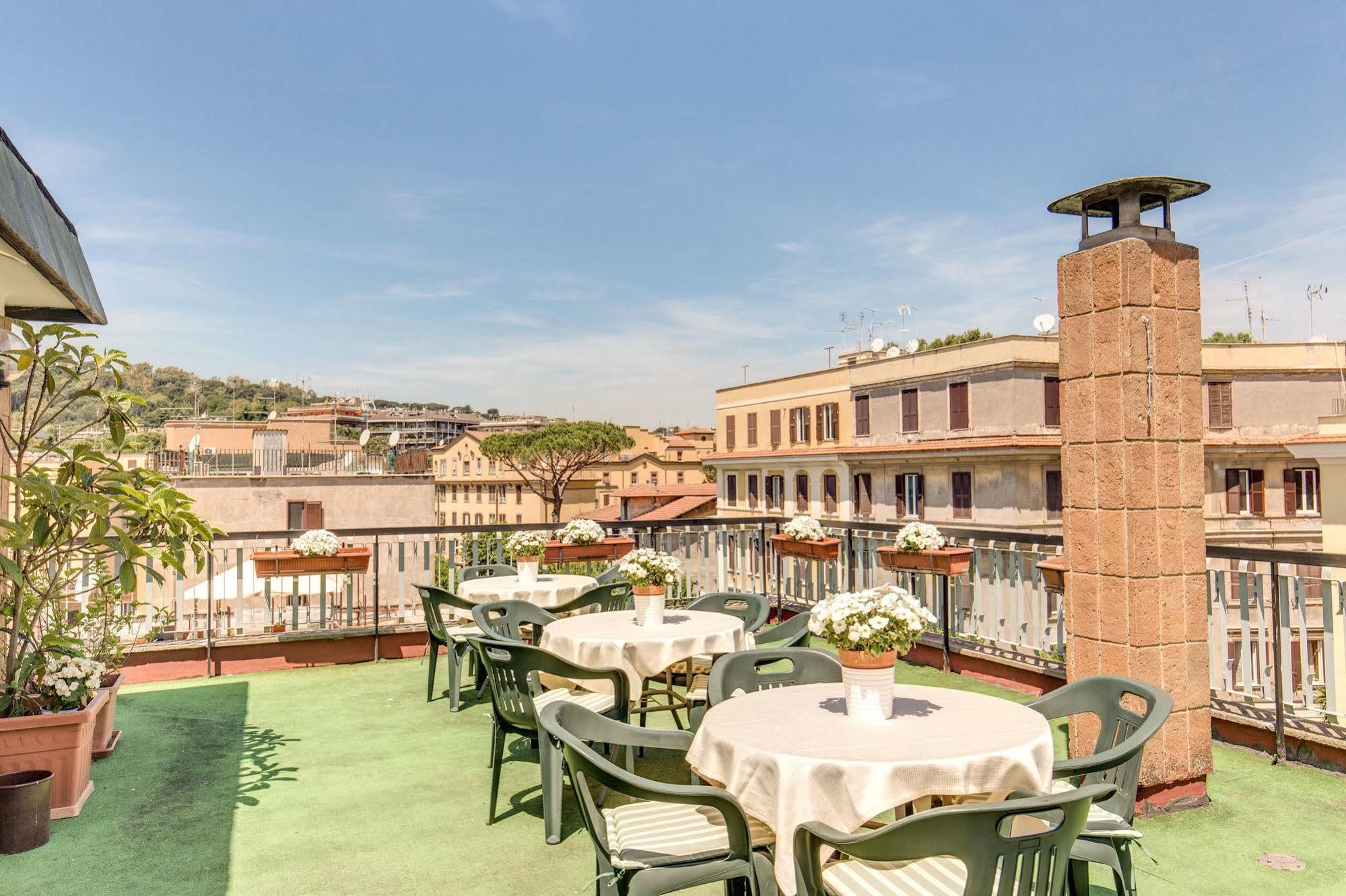 Beyou Hotel Ponte Milvio Rome Exterior photo
