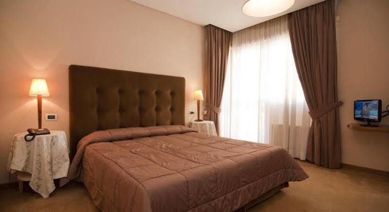 Beyou Hotel Ponte Milvio Rome Exterior photo